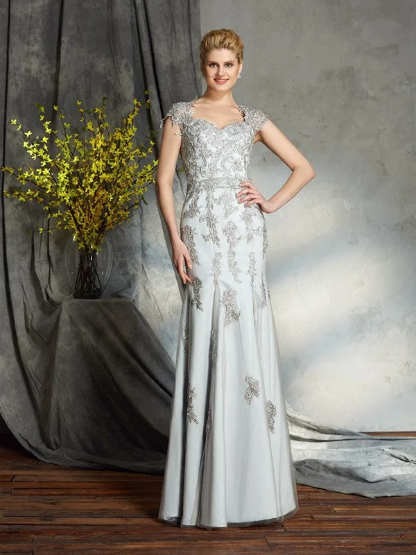 Limited Styles Sheath/Column Sweetheart Applique Sleeveless Long Satin Mother of the Bride Dresses