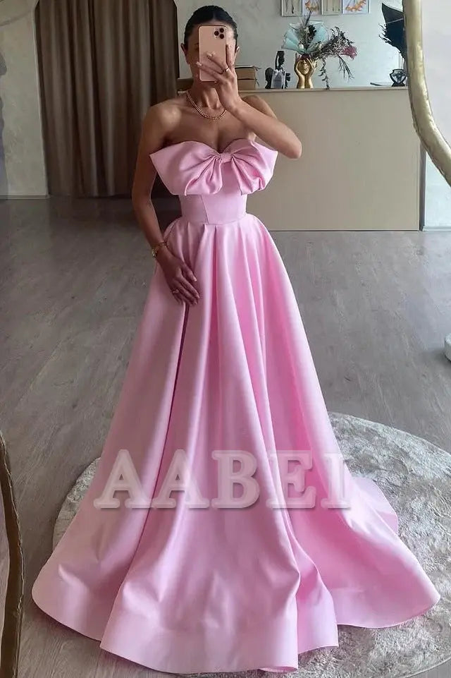 Chic And Trendy Evening Dress A-Line Strapless Bow Satin Pleated Long Prom Dress Sweep Train High Quality Formal Women's Dresses