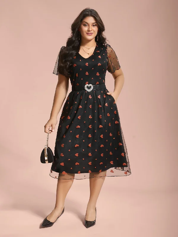 Chic Styles V-Neck Flutter Sleeve Heart Pattern Midi Dress