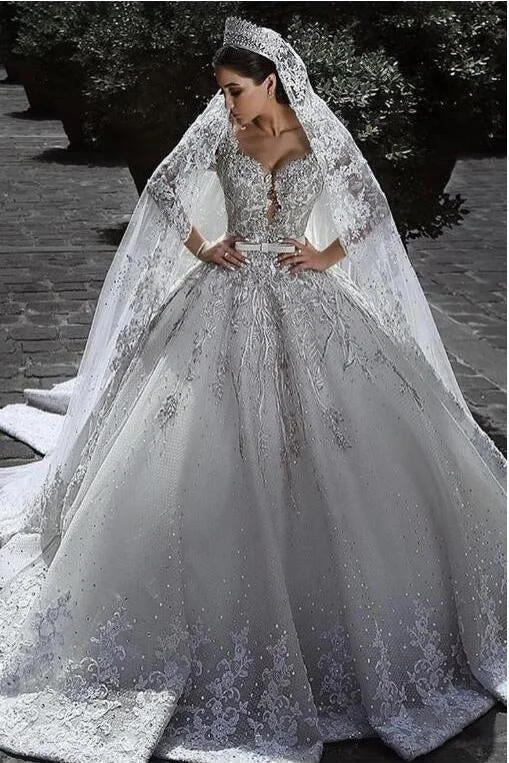 Limited Stock Sexy Ball Gown Sweetheart Long Sleeve Lace Appliques Tulle Long Wedding Dresses