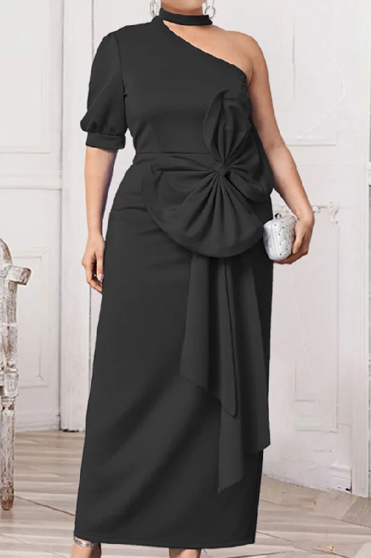 Fashionista Favorites Bow Decor Modern Halter Collar Maxi Dress