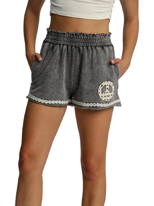 Trend Alert Peace Out Shorts In Charcoal