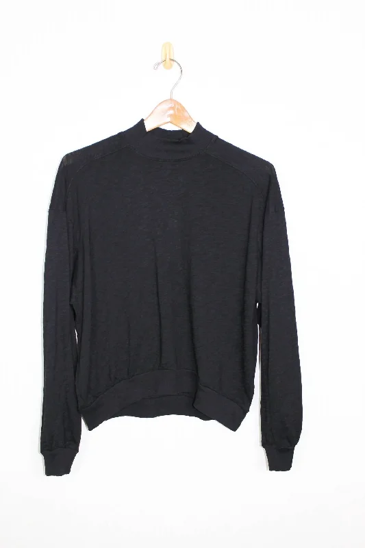 Spring Wardrobe Women's Rib Mix Turtle Neck Top In Black