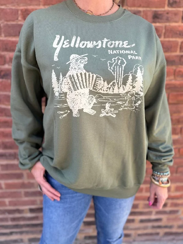 Stylish Statements Retro Yellowstone Smokey The Bear Sweatshirt In Military Green