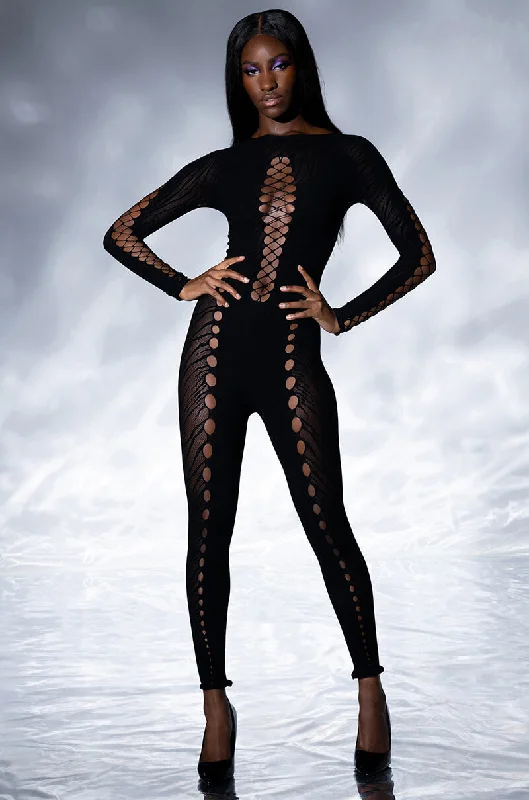 Elevate Your Wardrobe ON ONE SEAMLESS CUT OUT CATSUIT