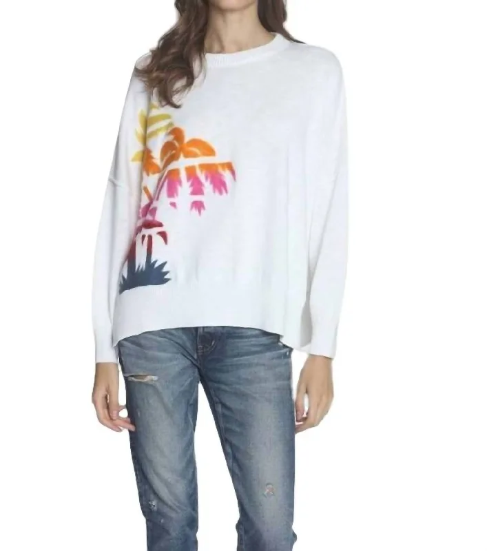 Fashion-Forward Karma Sweatshirt In White Palms