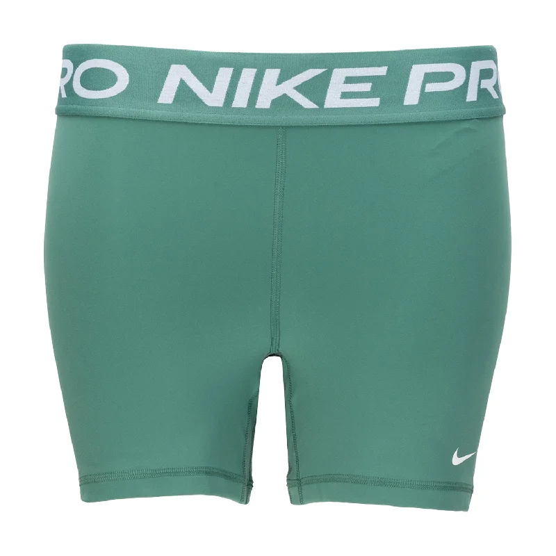 Fashionista Favorites Nike Pro 365 5" Short - Womens