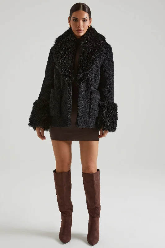 Best Deals Of The Season Shearling Coat with Large Front Pockets in Black